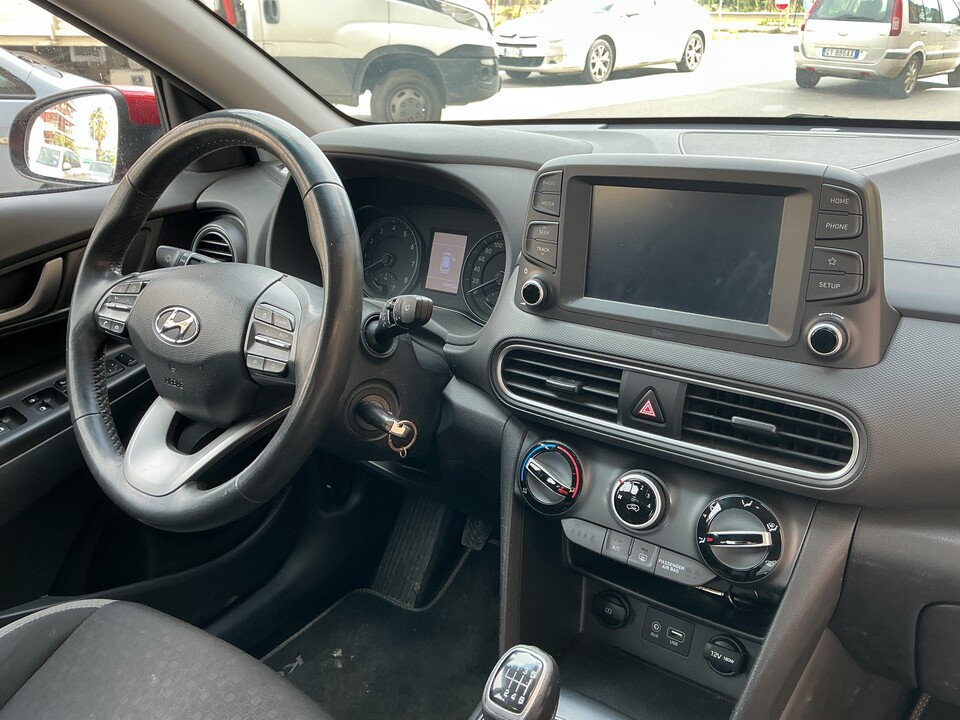 Hyundai Kona Benzina
