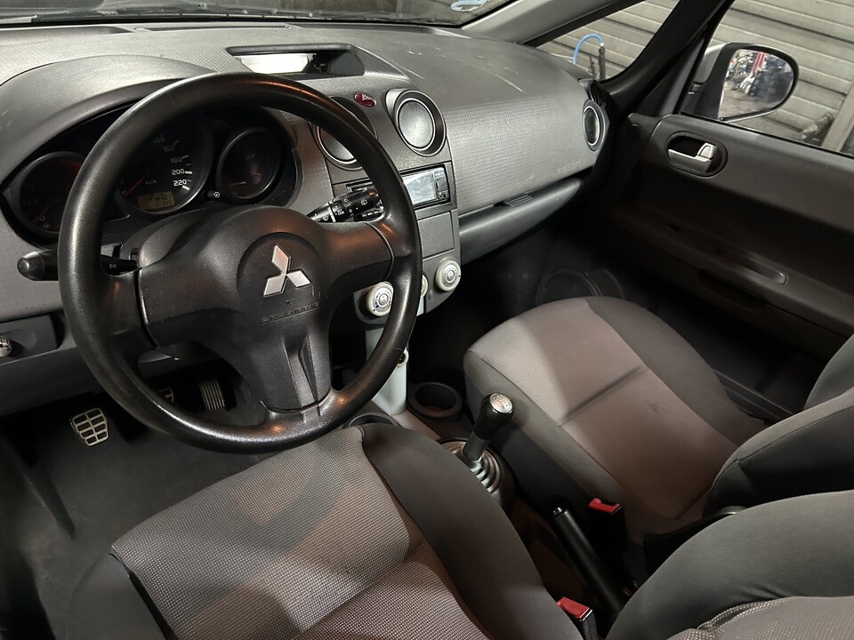 Mitsubishi Colt Elettrica