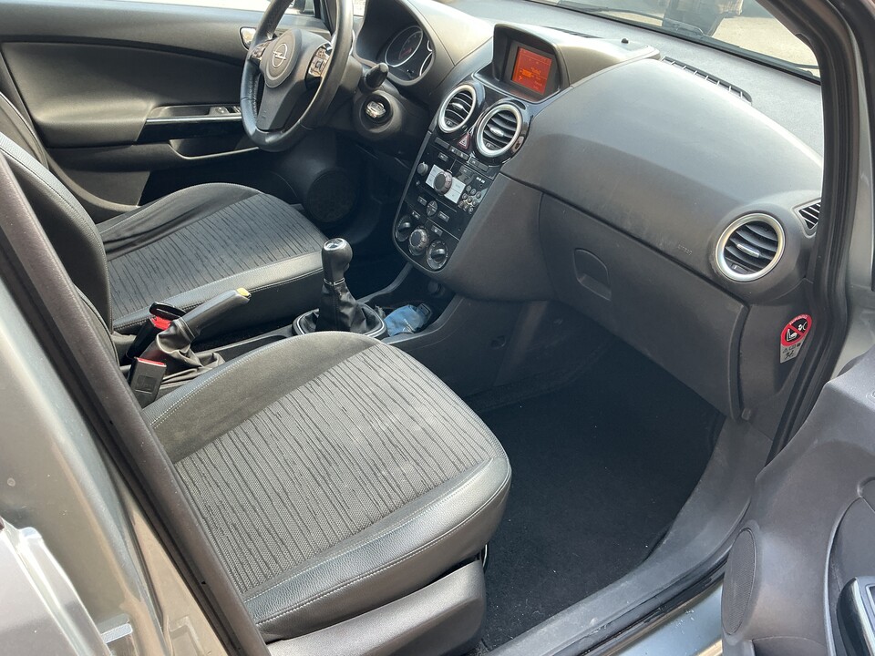 Opel Corsa GPL / Benzina