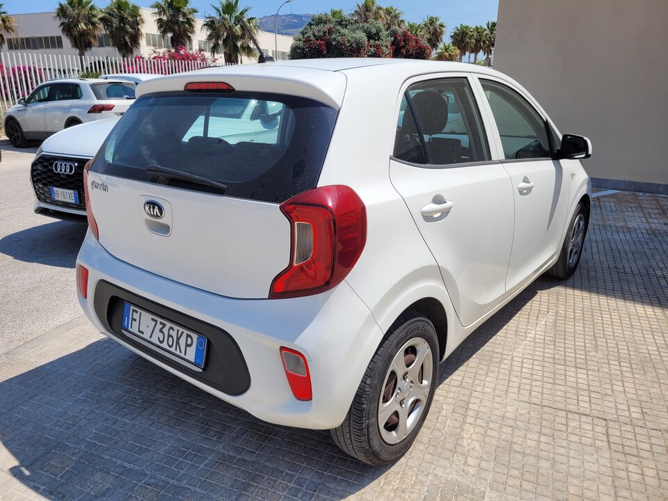 Kia Picanto Benzina