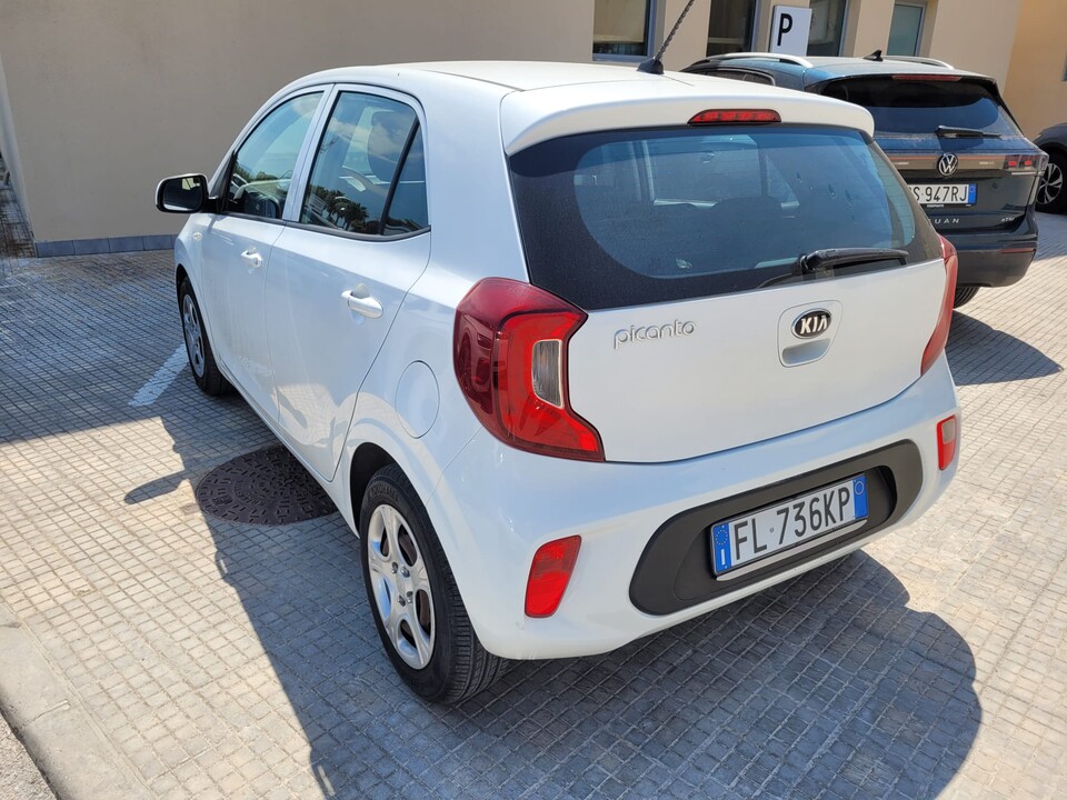 Kia Picanto Benzina