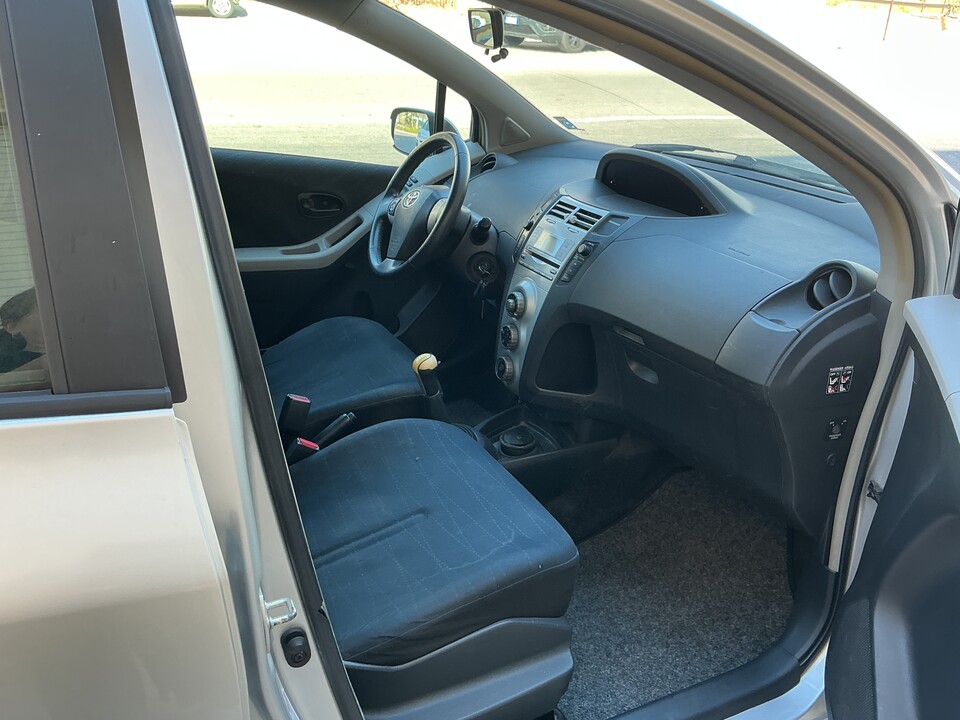 Toyota Yaris Benzina