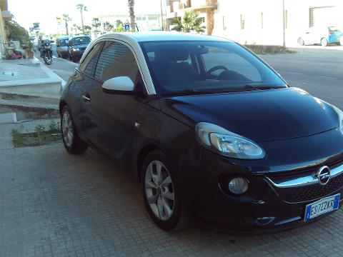 Opel Adam Benzina