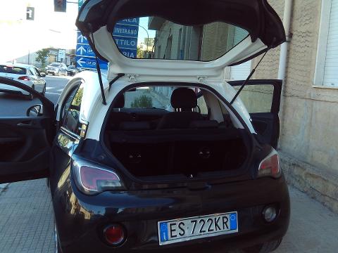 Opel Adam Benzina