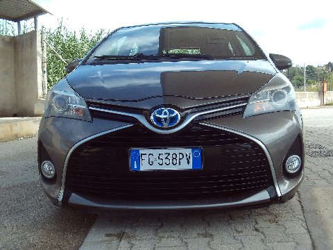 Toyota Yaris Elettrica / Benzina