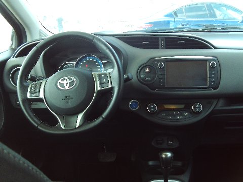 Toyota Yaris Elettrica / Benzina