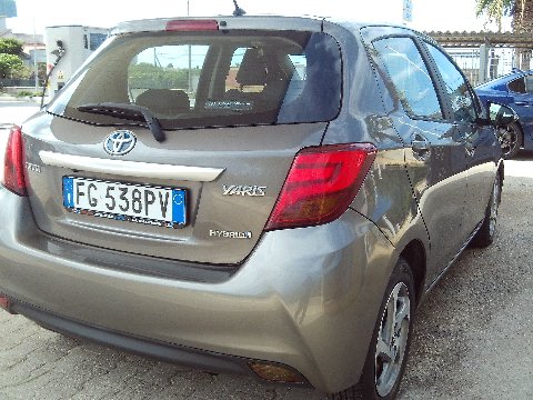 Toyota Yaris Elettrica / Benzina