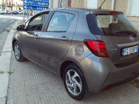 Toyota Yaris Elettrica / Benzina