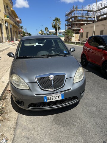 Lancia Ypsilon Benzina