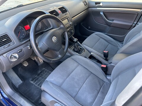 Volkswagen Golf Elettrica