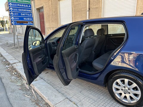 Volkswagen Golf Elettrica