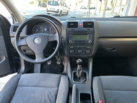 Volkswagen Golf Elettrica