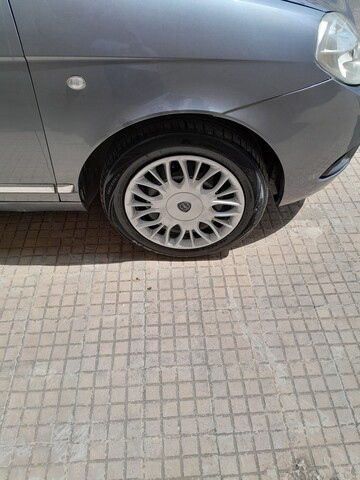 Lancia Ypsilon Benzina