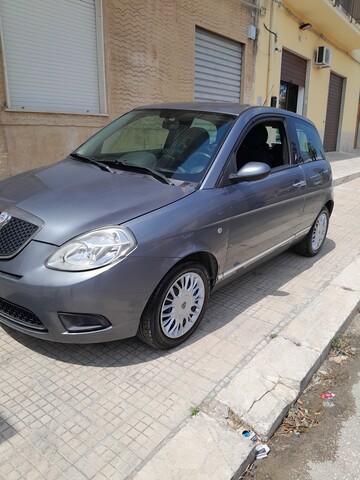Lancia Ypsilon Benzina