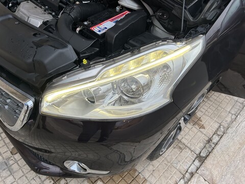 Peugeot 208 Benzina