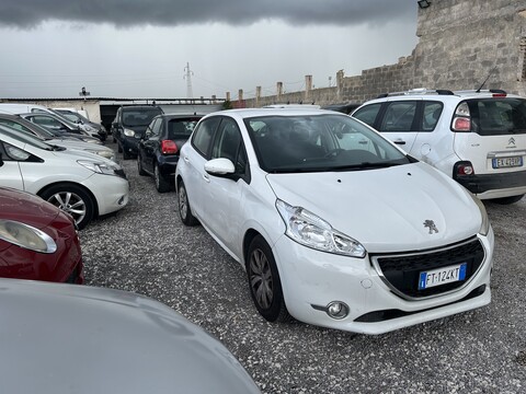Peugeot 208 Benzina