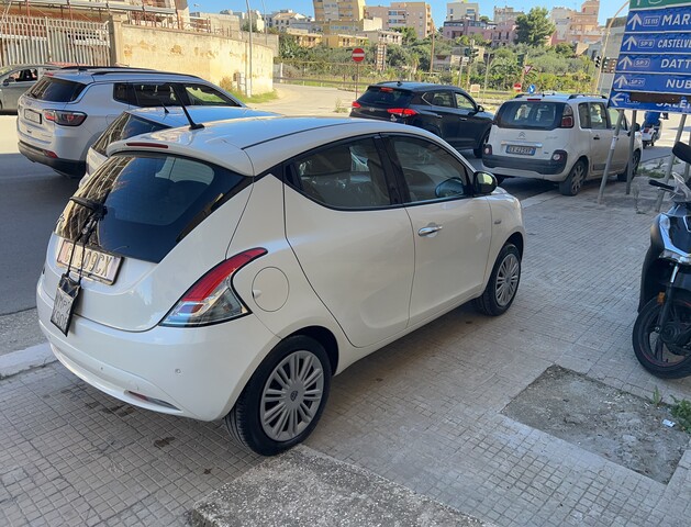 Lancia Ypsilon Benzina