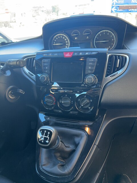 Lancia Ypsilon Benzina