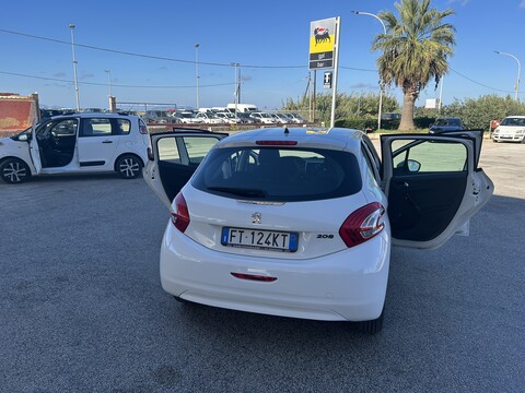 Peugeot 208 Benzina