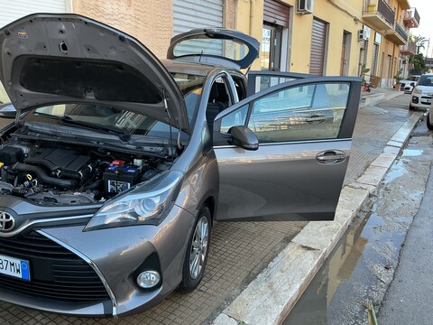Toyota Yaris Benzina