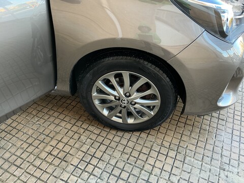 Toyota Yaris Benzina