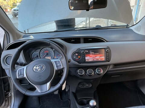Toyota Yaris Benzina