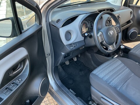 Toyota Yaris Benzina