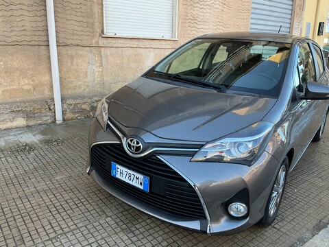 Toyota Yaris Benzina