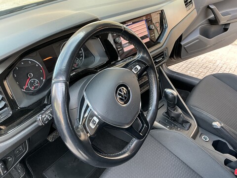 Volkswagen Polo cambio automatico Benzina
