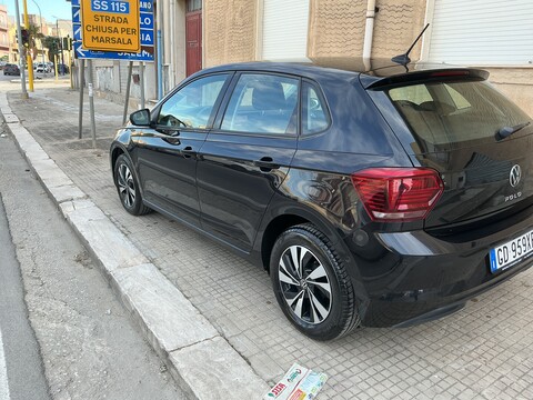 Volkswagen Polo cambio automatico Benzina