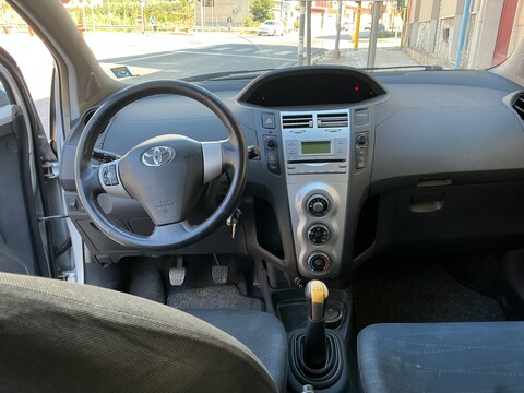 Toyota Yaris Benzina