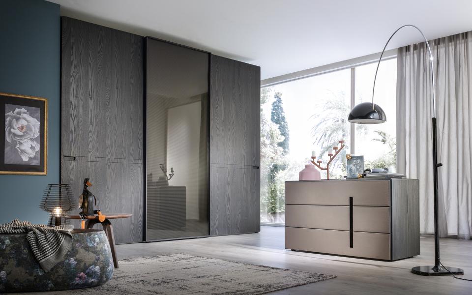 armadi novamobili,voltan,mobilgam,dall agnese,cinquantre Armadi battenti e scorrevoli