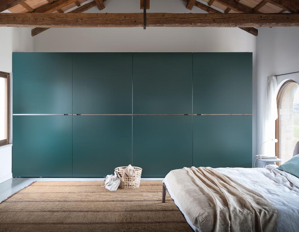 armadi novamobili,voltan,mobilgam,dall agnese,cinquantre Armadi battenti e scorrevoli