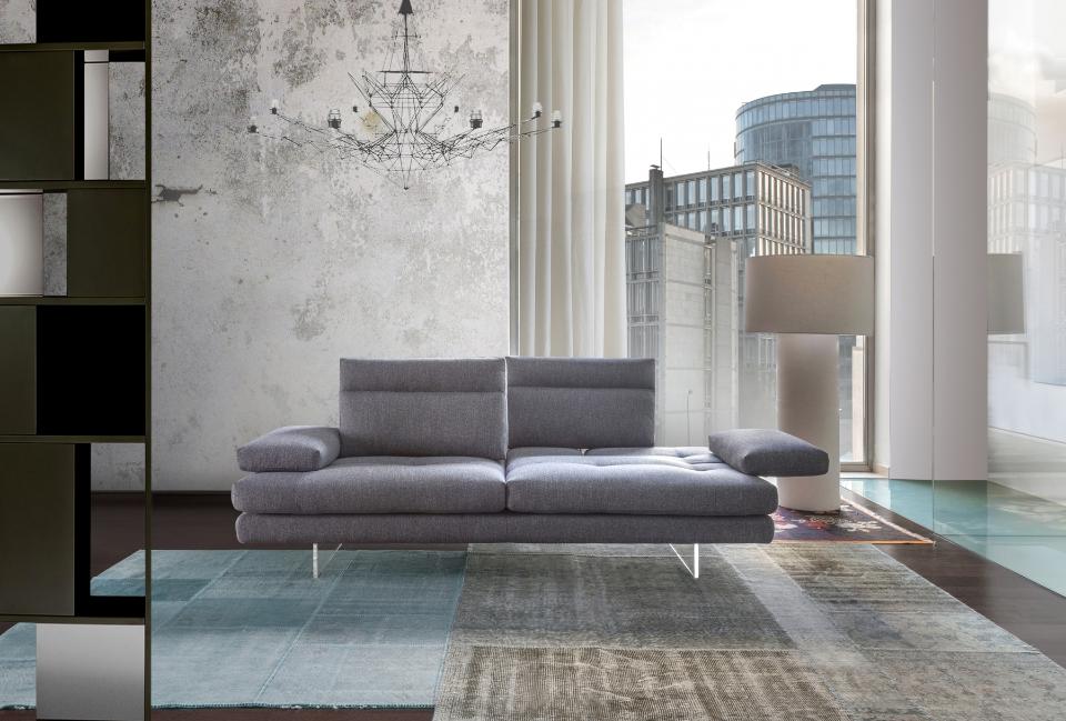 Divani Calia Italia. Divani