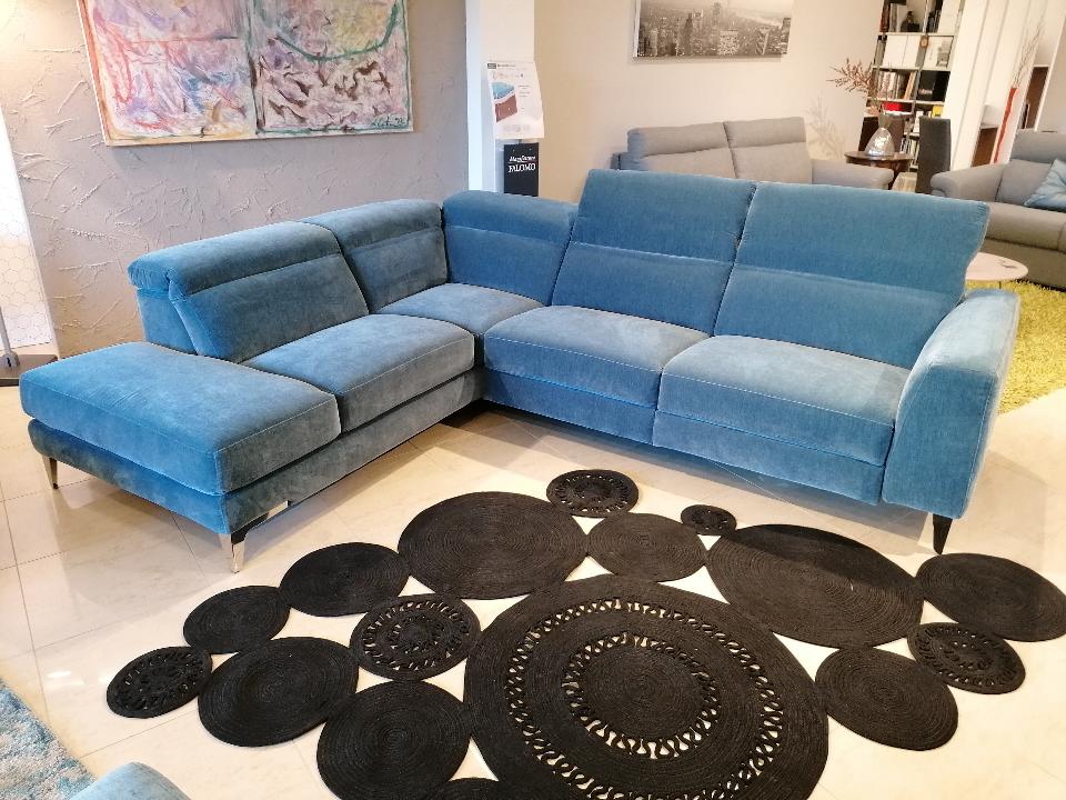 Divani Calia Italia. Divani