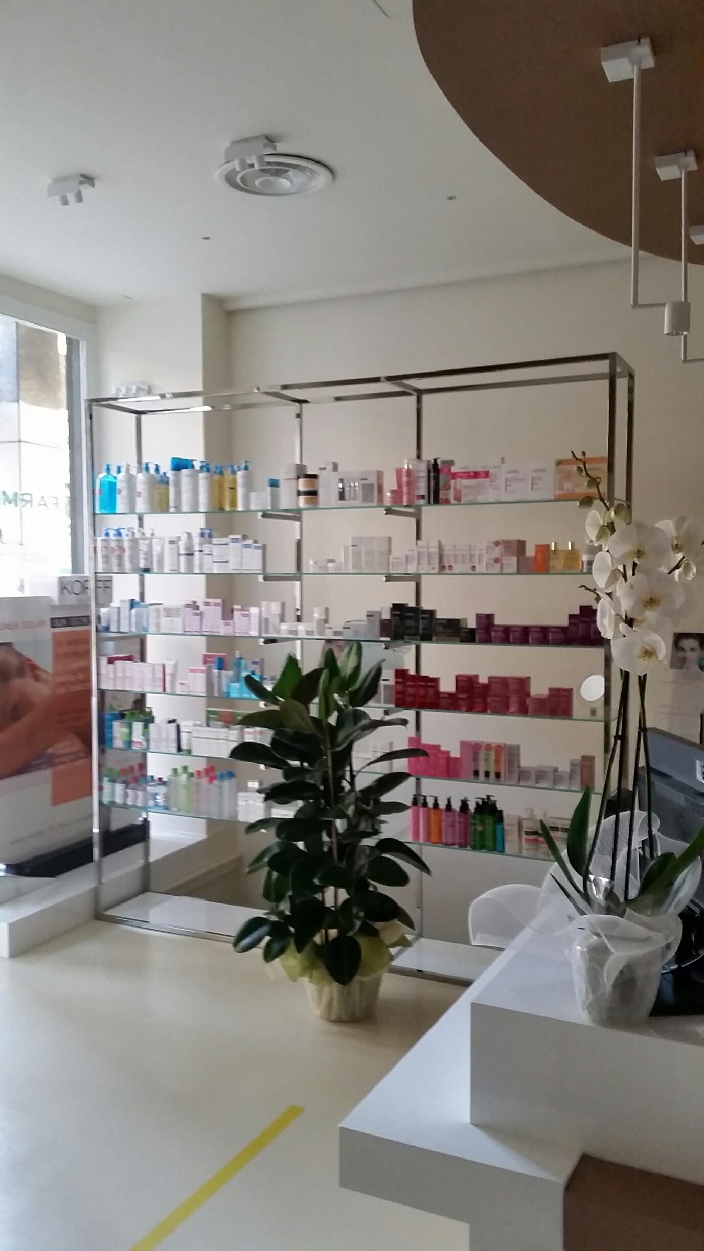 PARAFARMACIA FARMISSIMA, Corso Italia (Ct) Arredi Farmacie e parafarmacie a Catania e Sicilia CIR srl