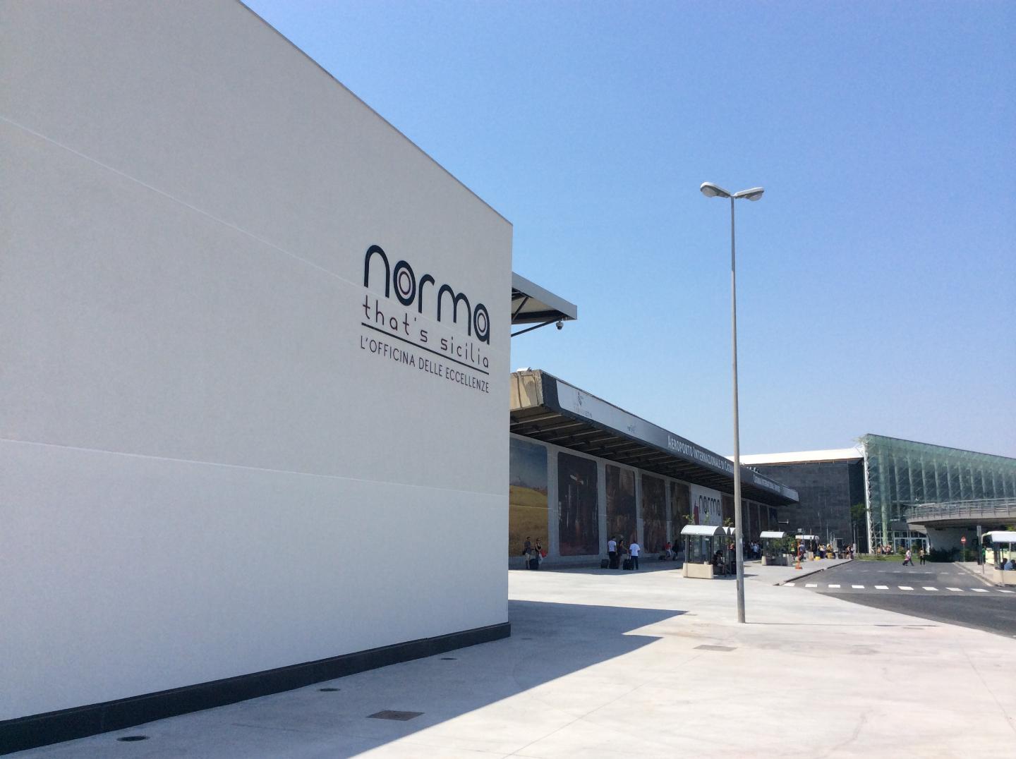 Norma L'OFFICINA DELLE ECCELLENZE SAC Aereoporto Fontanarossa di Catania CIR srl