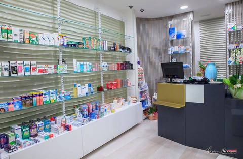 PARAFARMACIA ACITREZZA (CT) .Arredamento per farmacie e parafarmacie a Catania e Sicilia CIR srl