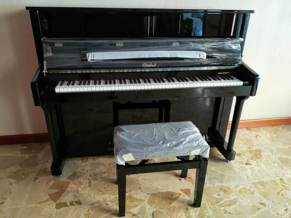 NUOVO PIANOFORTE VERTICALE STEINBACH 118
