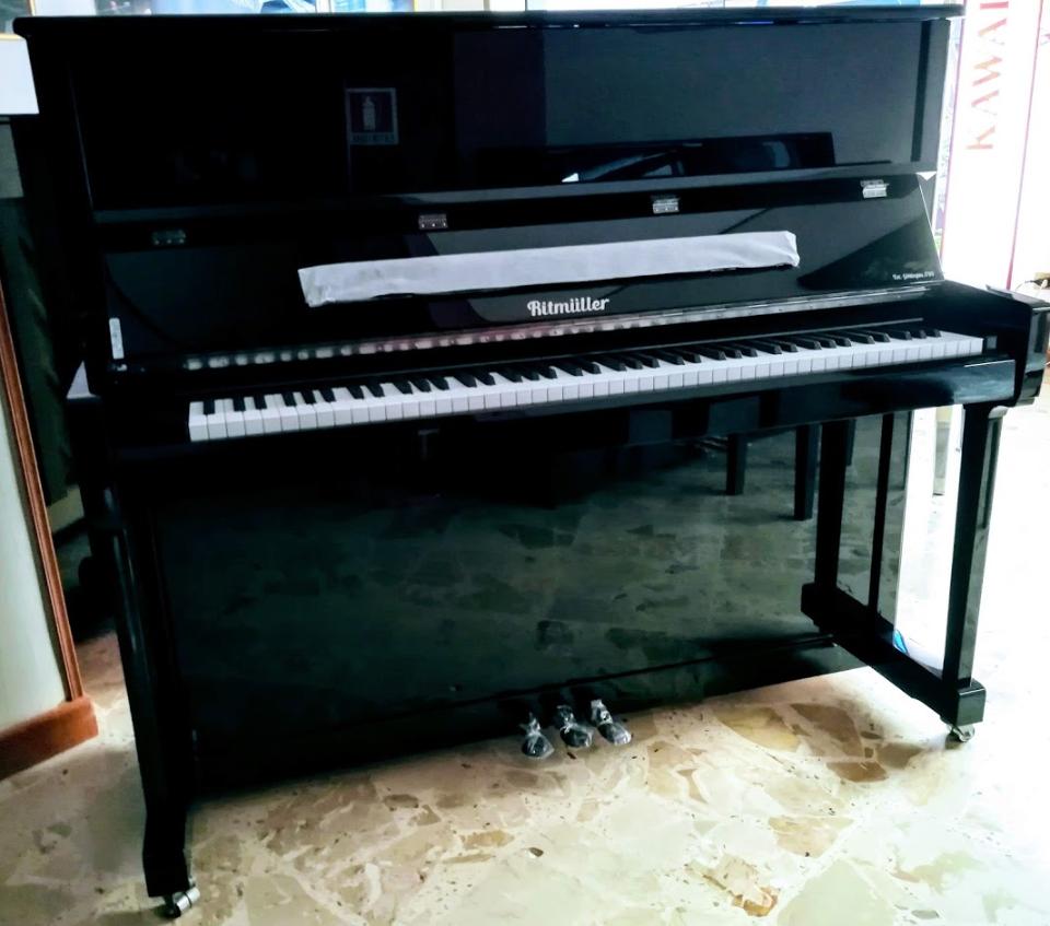 NUOVO PIANOFORTE VERTICALE RITMULLER RS 130