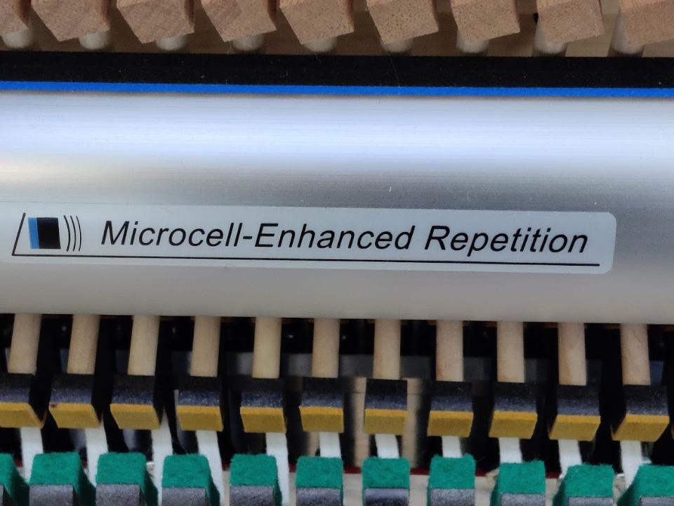 APPENA ARRIVATO PIANOFORTE VERTICALE KAWAI K 300