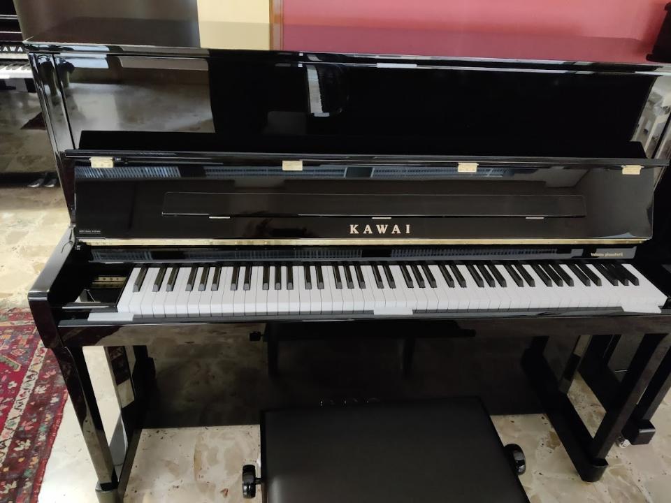 APPENA ARRIVATO PIANOFORTE VERTICALE KAWAI K 300