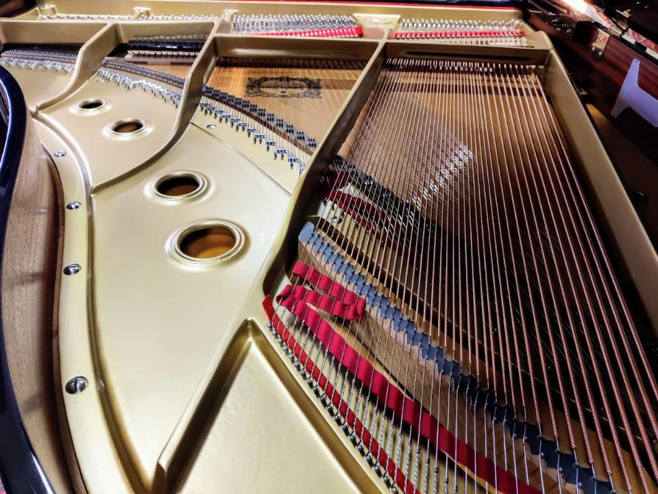 GRANDE OCCASIONE PARI AL NUOVO: PIANOFORTE A CODA YAMAHA C 3