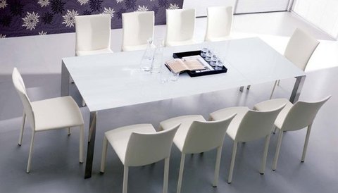 TAVOLI DA PRANZO MODERNI