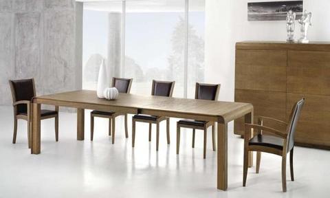 TAVOLI DA PRANZO MODERNI