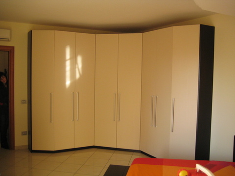 Camera da Letto Wengè/Laccato Panna Ragusa Sicilia Mobilificio Casmene Wengè e Laccato Panna