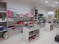 Arredo Negozio Corredi Chiaramonte Ragusa Sicilia Mobilificio casmene Laminato Bianco e tortora