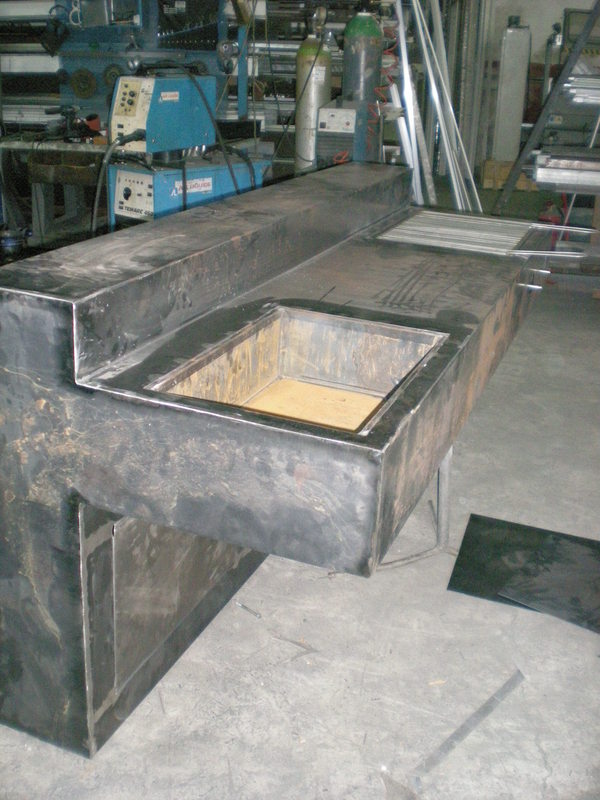 BARBECUE IN LAMIERA CORTEN
