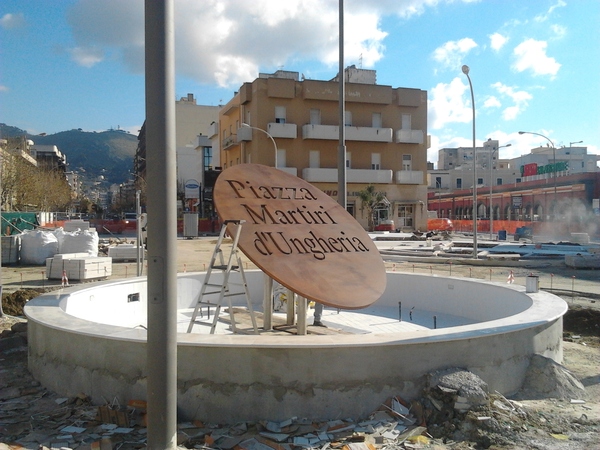 SCULTURA IN CORTEN