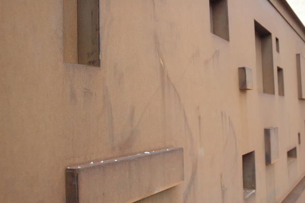 CANCELLI IN LAMIERA CORTEN